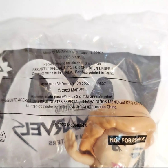 Marvel Studios The Marvels Princess Carol McDonald's Happy Meal Twisting Toy - Picture 11 of 12
